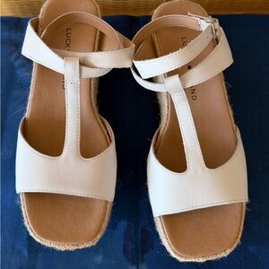 Lucky Brand Valki Cream w/White T-Strap Espadrille Wedge Sandal